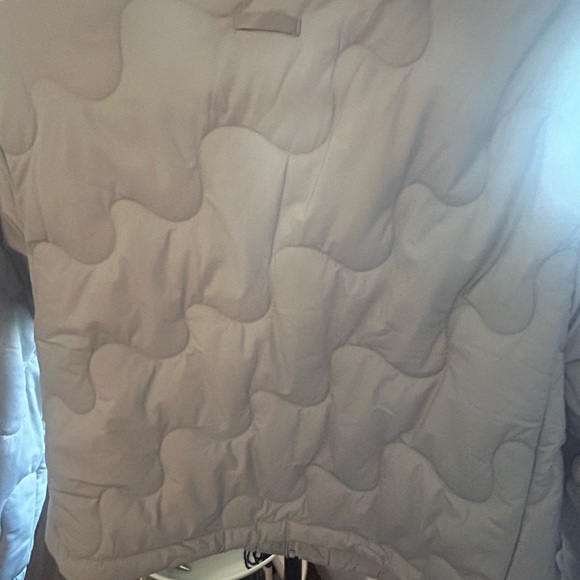 Adidas Nuganic Crop Light Insulation Jacket - Picture 14 of 14